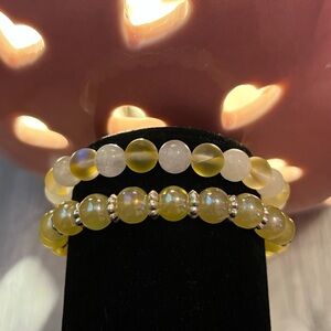 Glass bead bracelet set💛